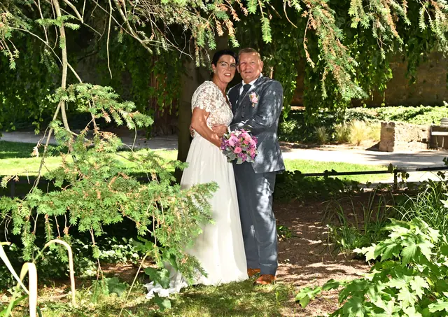 Hochzeitsfoto des Aufnahme-Teams, Bild 7